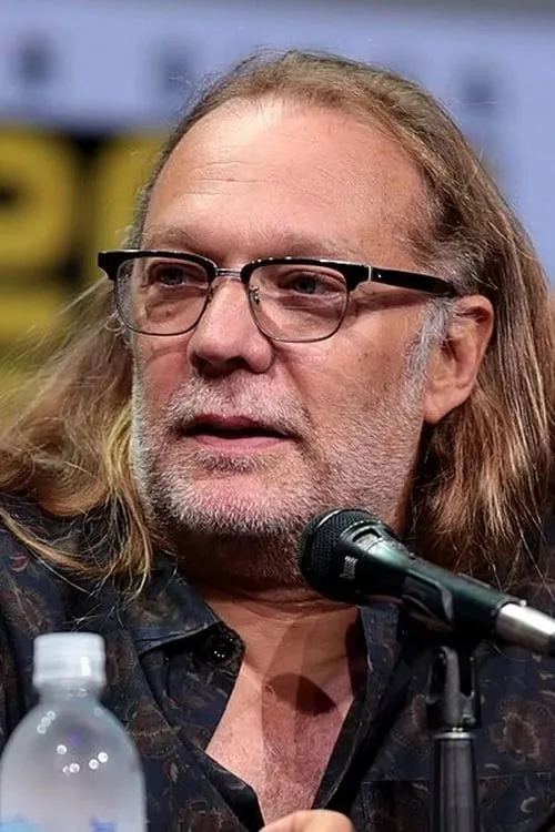 Greg Nicotero interpretando a Himself (as Gregory Nicotero)