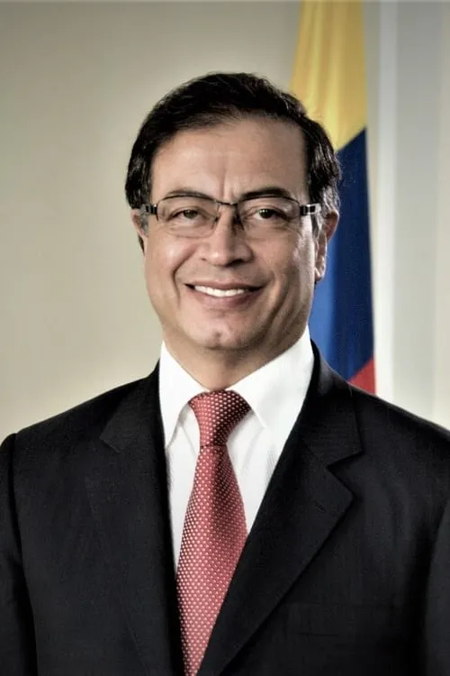 Gustavo Petro interpretando a Self