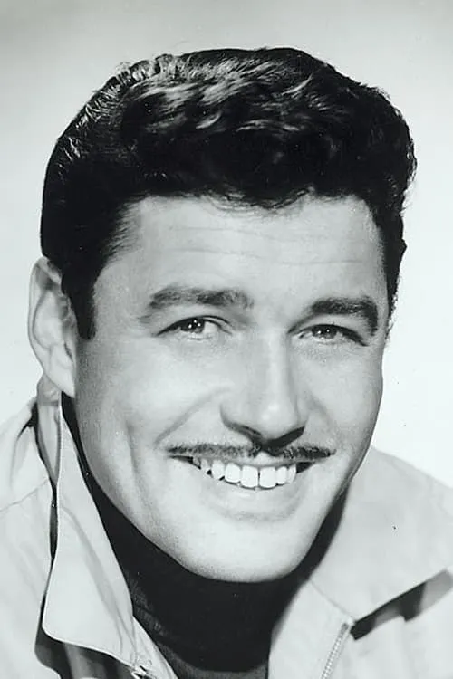 Guy Williams interpretando a Damon