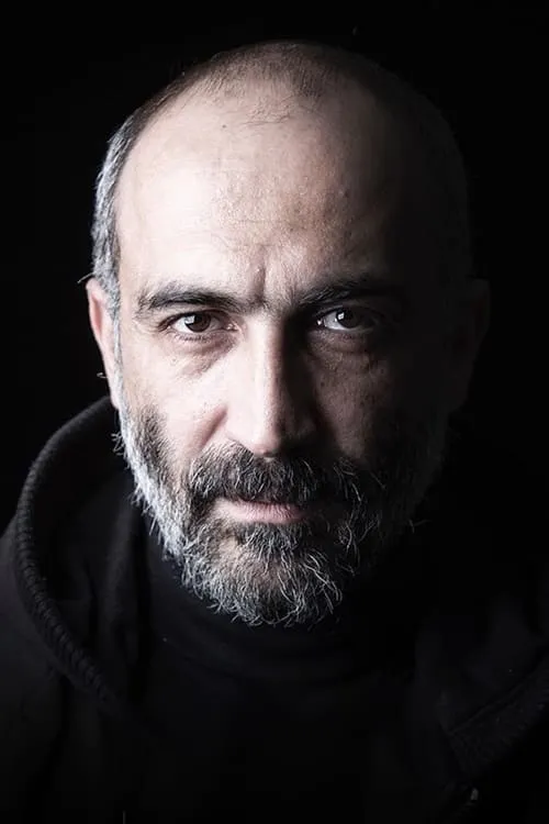 Actor Hadi Hejazifar