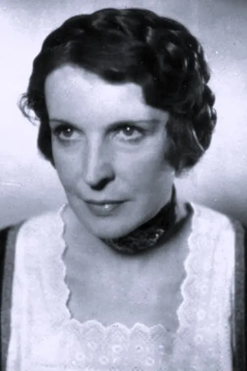 Actor Hanna Ralph