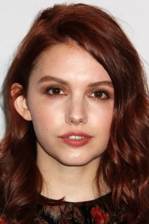 Hannah Murray interpretando a Kat