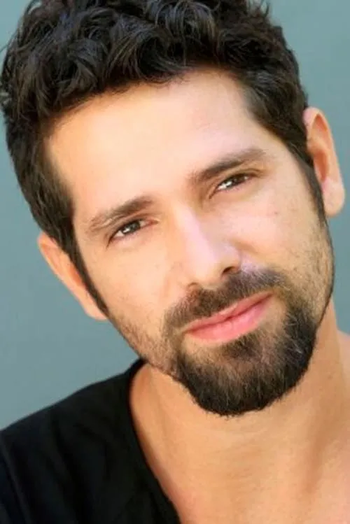 Actor Harlys Becerra