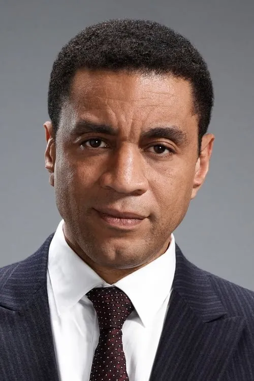 Harry Lennix interpretando a Capulet