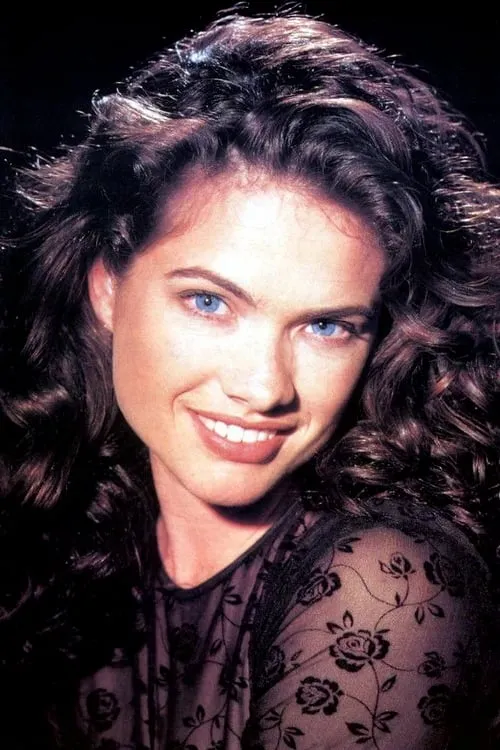 Heather Langenkamp interpretando a Jenn