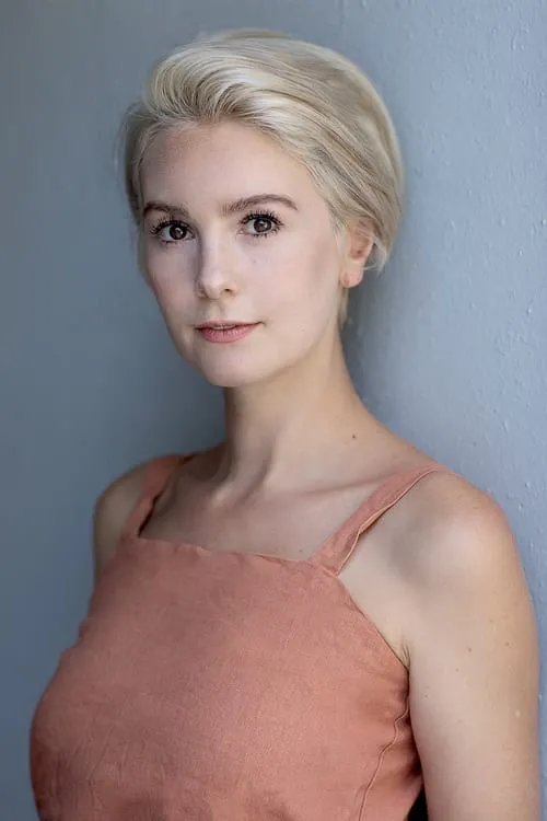 Actor Heidi Valkenburg