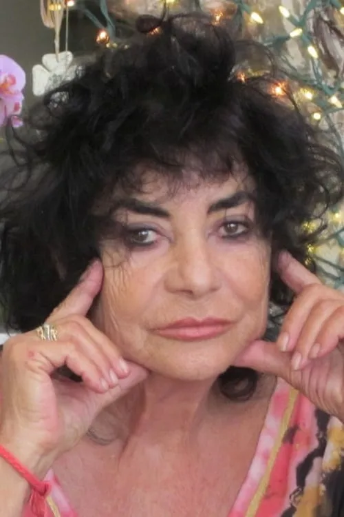 Actor Helena Kallianiotes