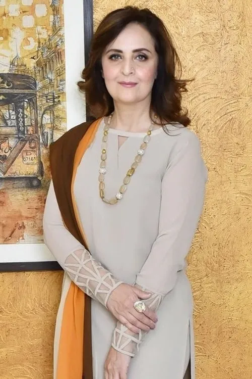 Actor Hina Khawaja Bayat