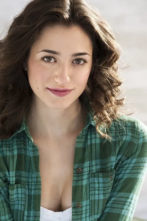 Emily Donahoe ha trabajado con Holly Curran en 1 ocasiones