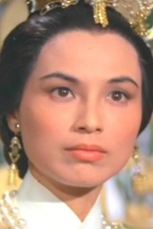 Hsu Yu interpretando a Fang's stepmother