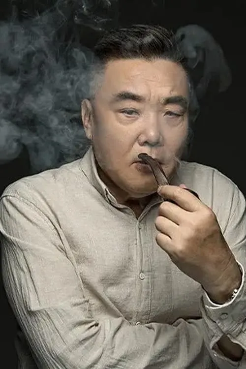 Huizhong Zhang interpretando a Wu Zhi Guo