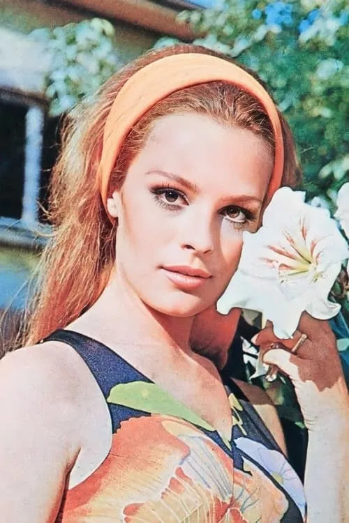 Actor Hülya Koçyiğit