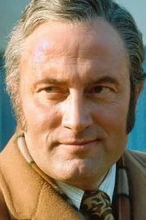 Actor Iain Cuthbertson