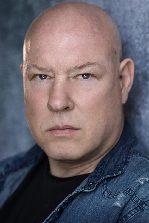 Foto de perfil del actor Ian Peck en el reparto