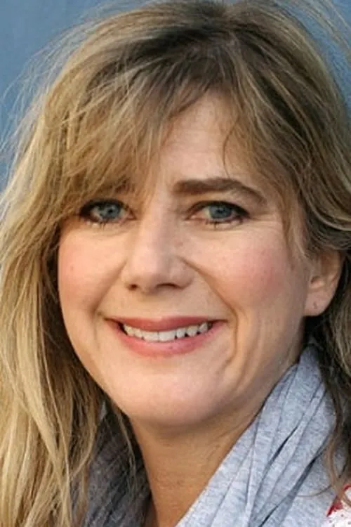 Imogen Stubbs interpretando a Mrs. Wollenberg