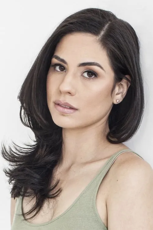 Actor Isabel Arraiza