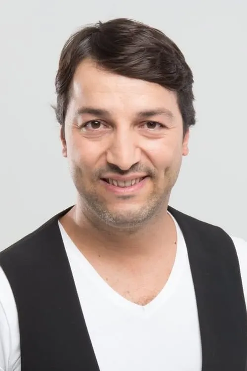 Actor İsmail Baki Tuncer