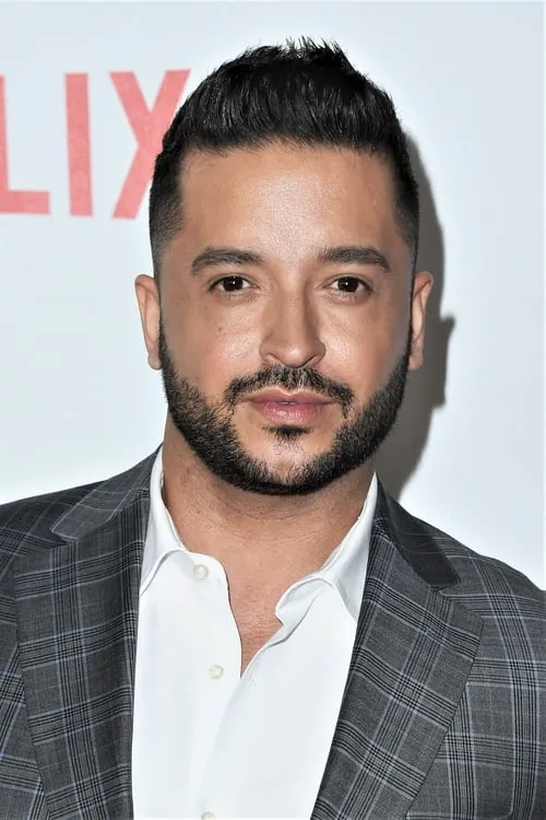 Jai Rodriguez interpretando a Danny