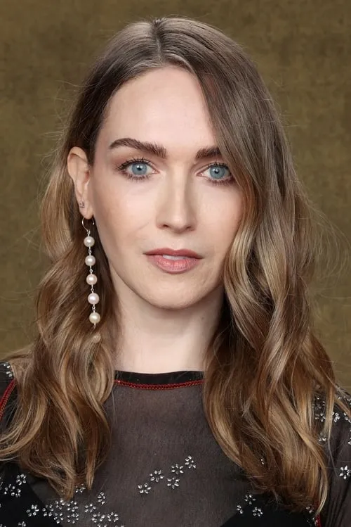 Jamie Clayton interpretando a The Priest