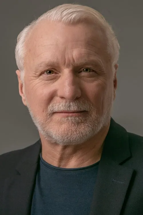 Jean-François Blanchard interpretando a Bel homme