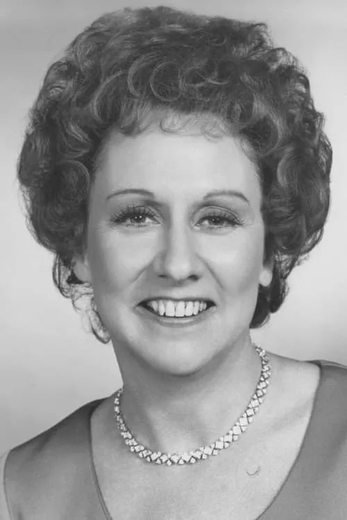 Jean Stapleton interpretando a Self