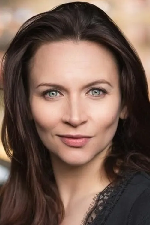 Actor Jennifer Healey