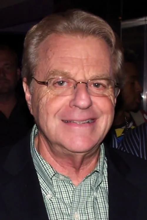 Jerry Springer interpretando a Jerry Farrelly