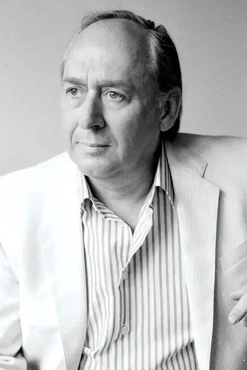 Foto de perfil del actor J.G. Ballard en el reparto