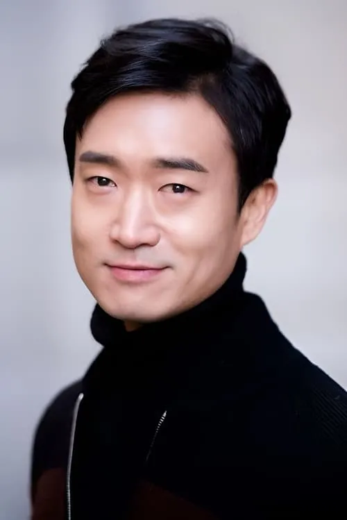 Actor Jo Woo-jin