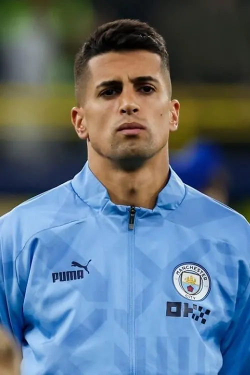 João Cancelo en el reparto