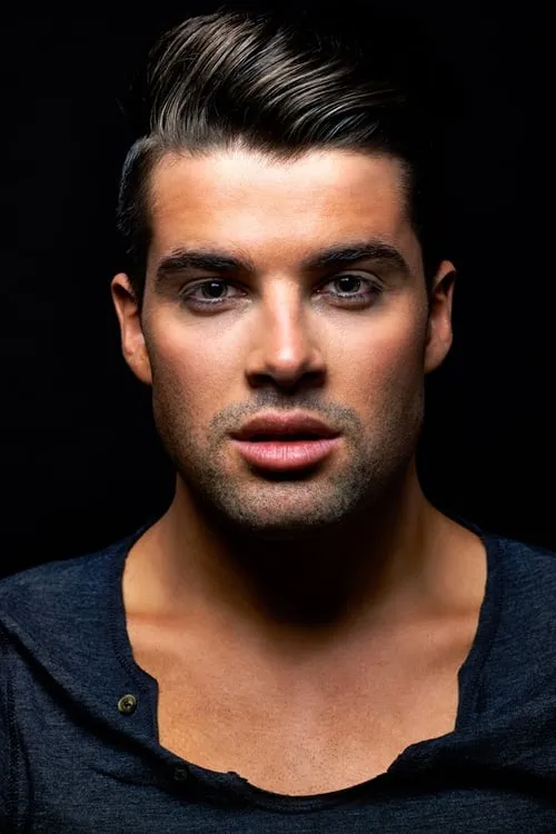 Actor Joe McElderry