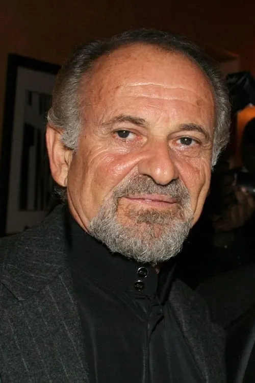 Joe Pesci interpretando a Self