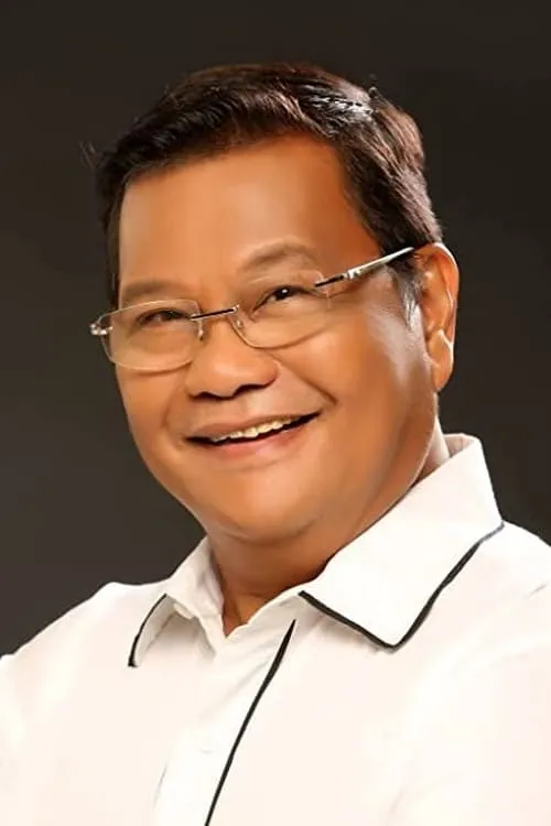 Joel Lamangan interpretando a 