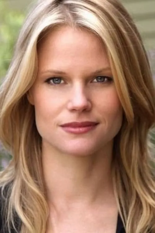 Actor Joelle Carter