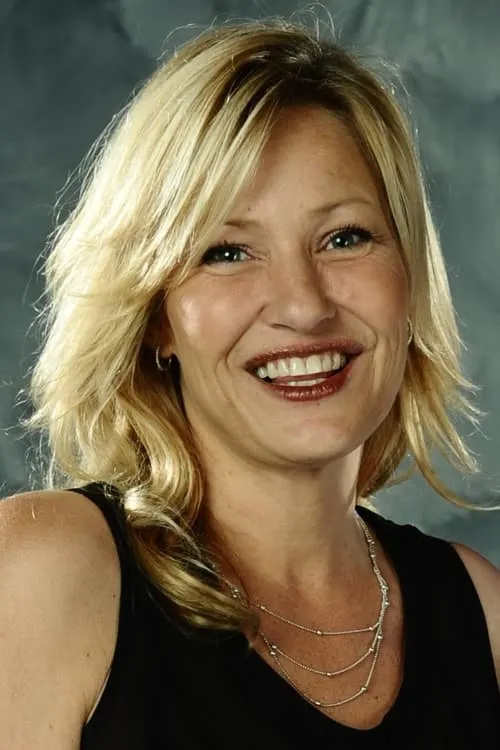 Joey Lauren Adams en el reparto