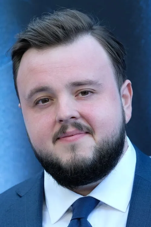 John Bradley interpretando a Scooter