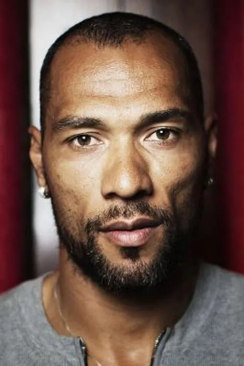 Actor John Carew