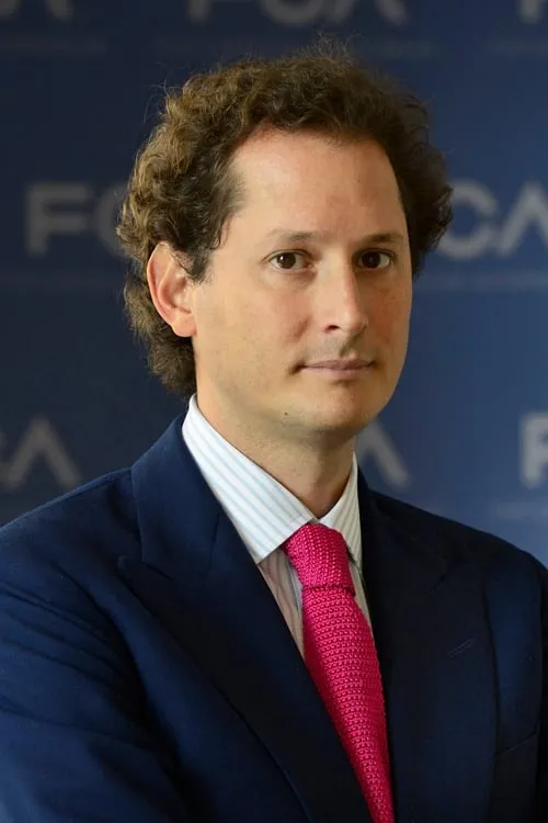 John Elkann interpretando a Himself