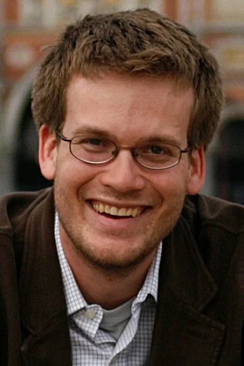 John Green interpretando a Self