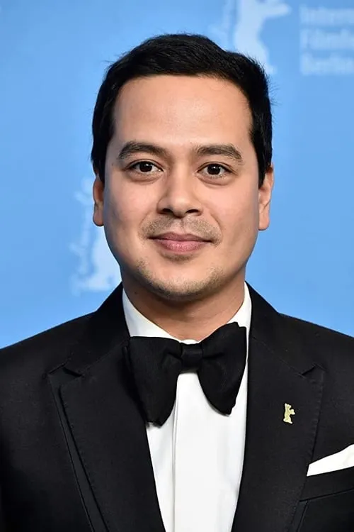 John Lloyd Cruz interpretando a Eric