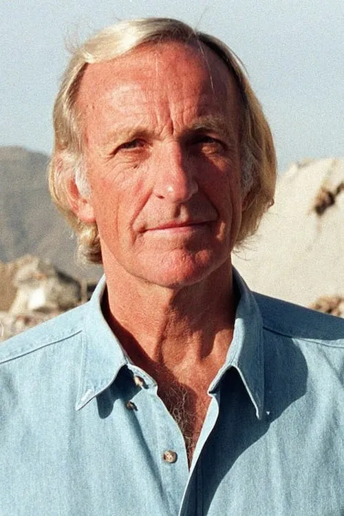 John Pilger interpretando a Himself