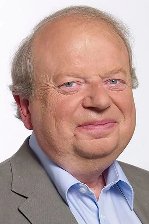 John Sergeant interpretando a Himself - Presenter