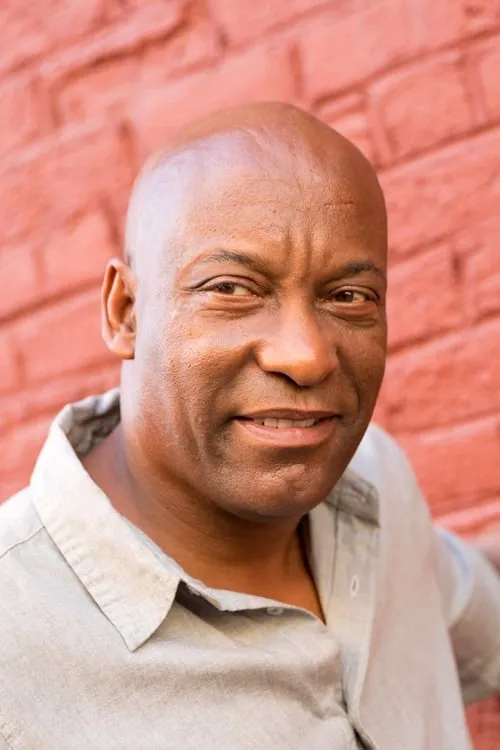 John Singleton interpretando a Self