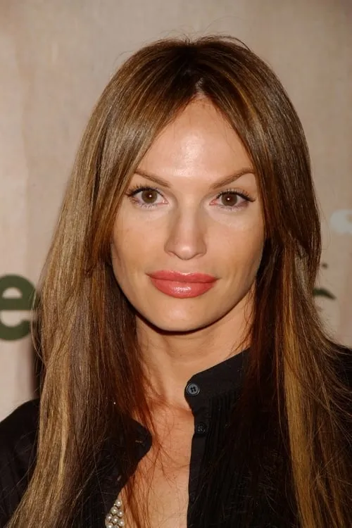 Jolene Blalock interpretando a 