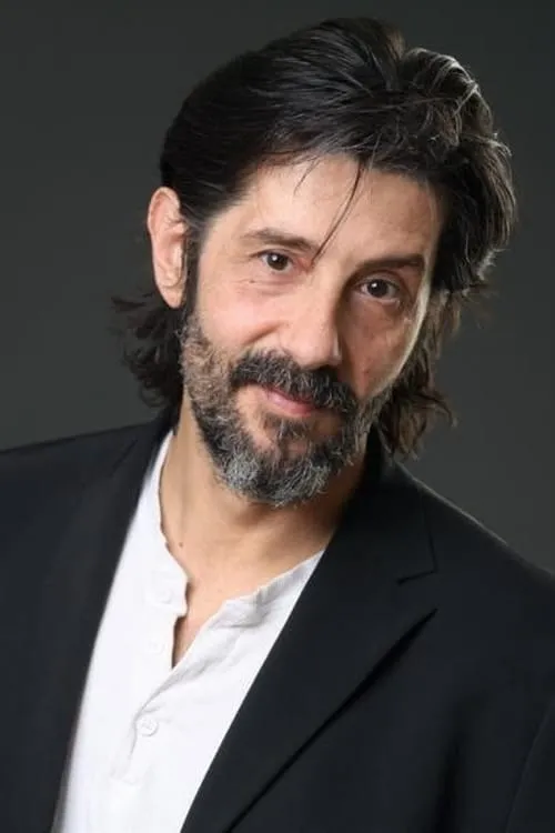 Actor Jon Bermúdez