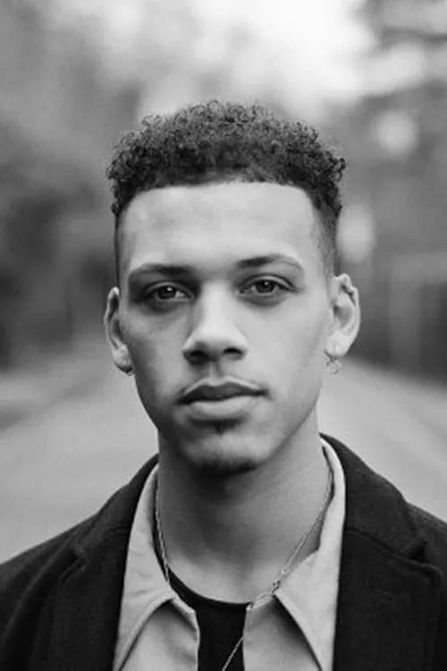 Actor Jordan Bolger