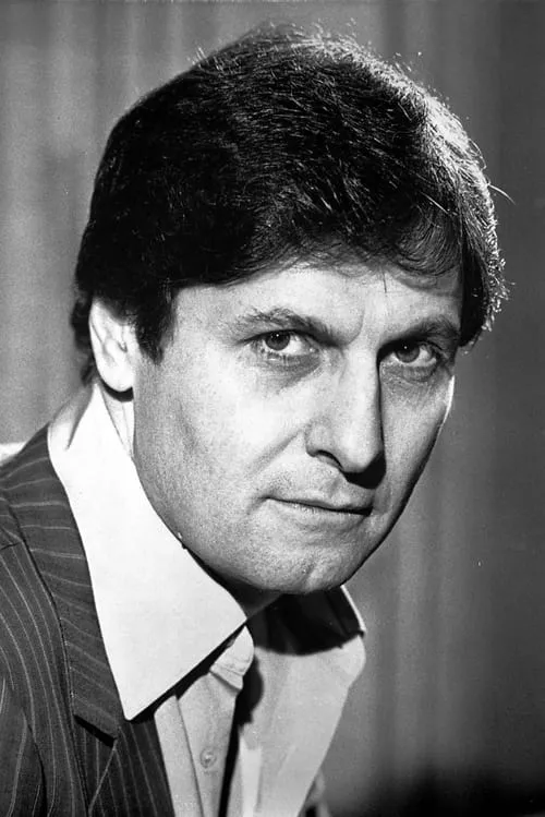 Joseph Bologna interpretando a Gordon Vogel