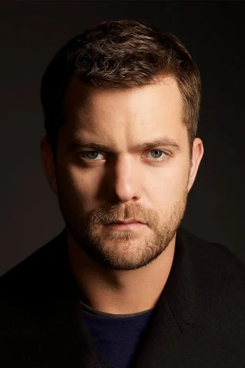 Actor Joshua Jackson