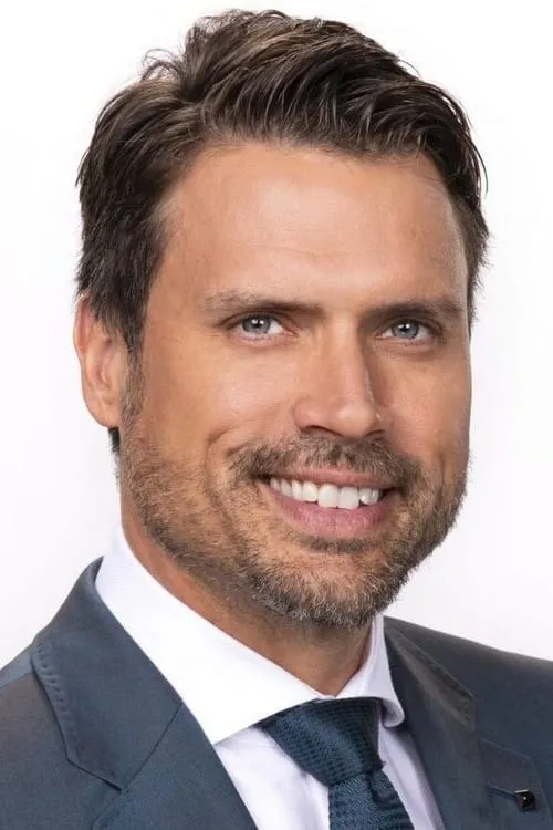 Joshua Morrow interpretando a Jim