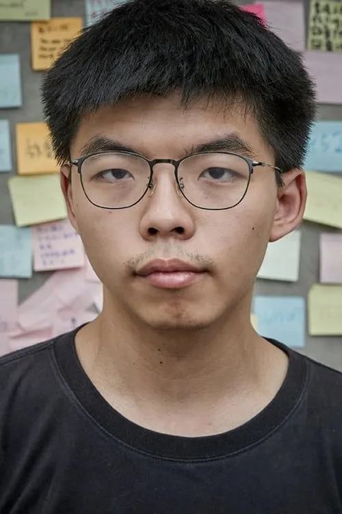 Joshua Wong interpretando a Himself - Politician